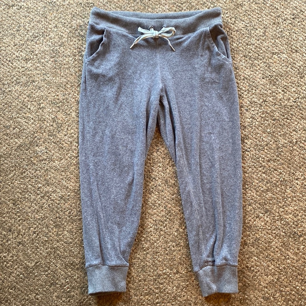 Aerie fuzzy leggings gray